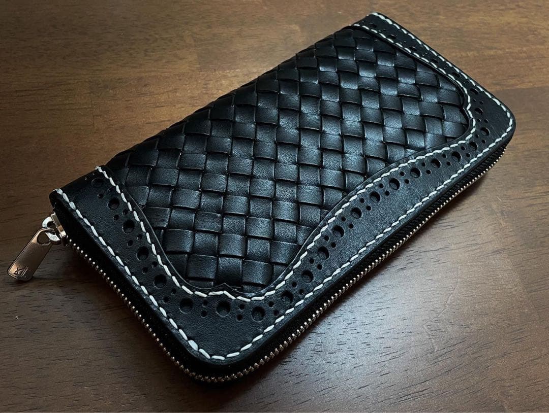 編み込み ラウンドファスナー ロングウォレット