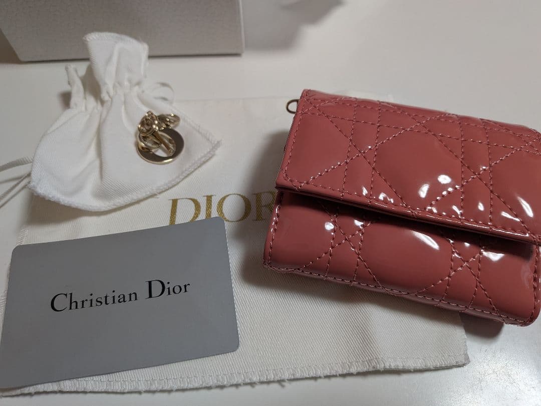 Christian Dior 三つ折り財布 ピンク【新品未使用】