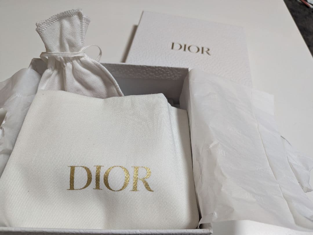 Christian Dior 三つ折り財布 ピンク【新品未使用】