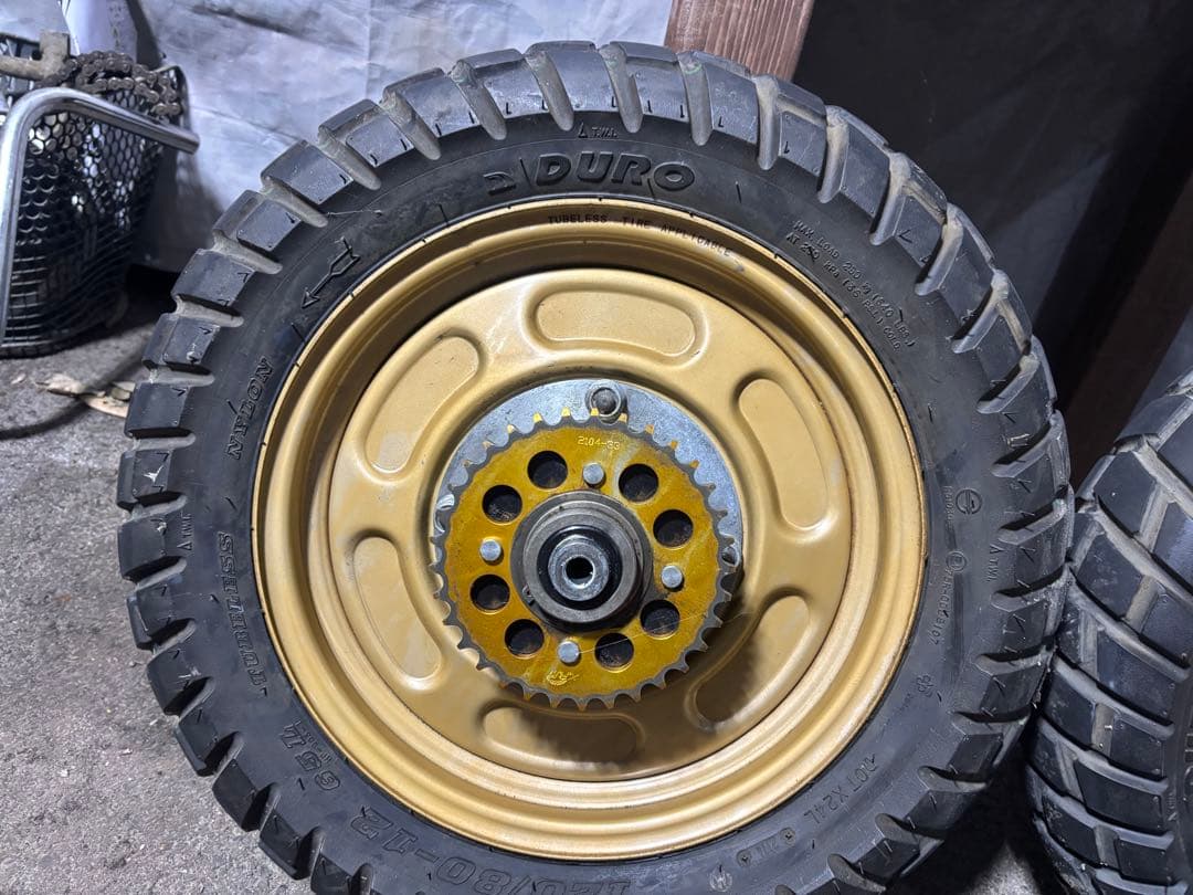 エイプ100 タイヤホイール　ハブセット エイプ50