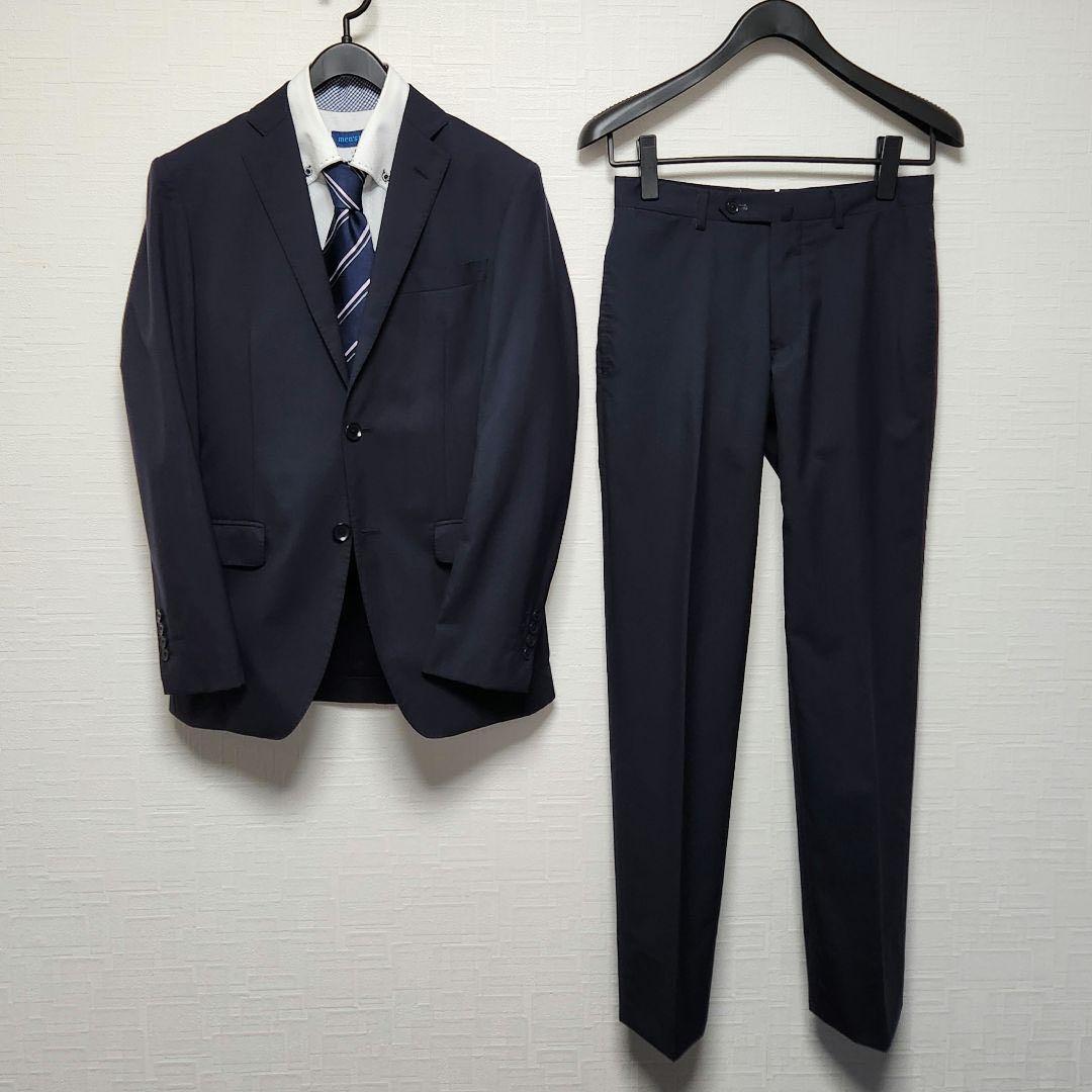 トゥモローランド　スーツ（美品、ネイビー、サイズ42、ウール100%）
