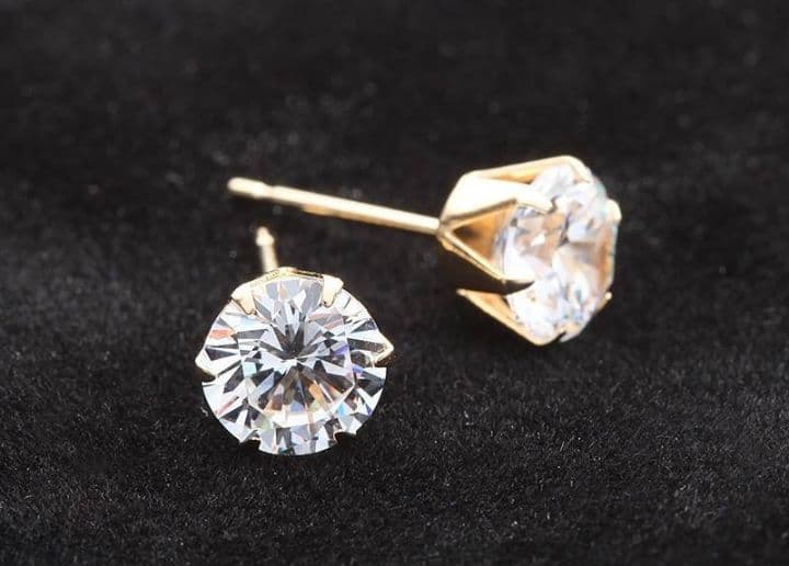 K18YG純正♥新タイプモアサナイト6ミリダイヤモンドピアス2.28ct
