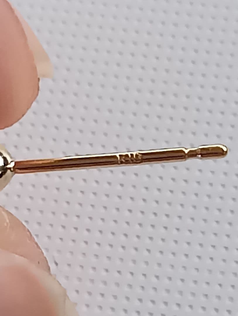 K18YG純正♥新タイプモアサナイト6ミリダイヤモンドピアス2.28ct