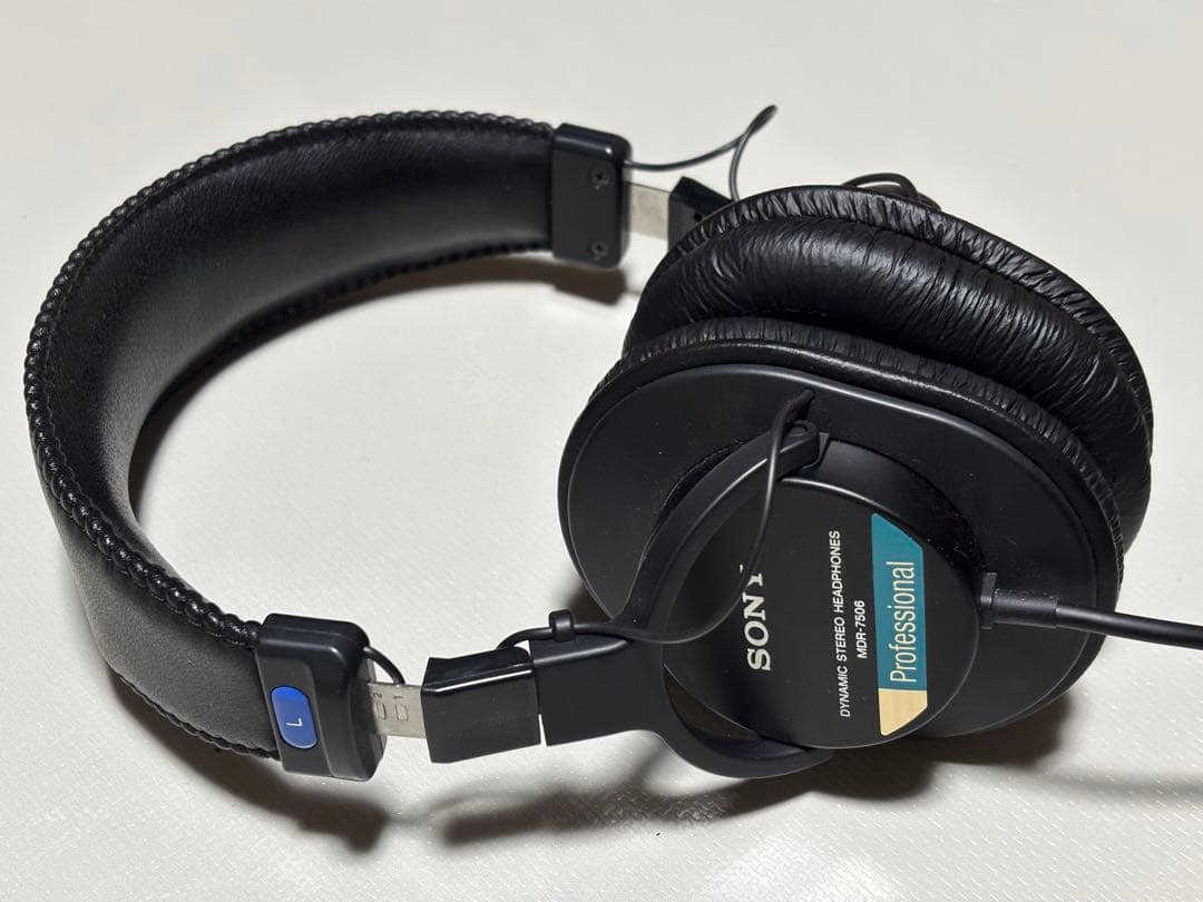 Sony MDR-7506 スタジオモニターヘッドフォン
