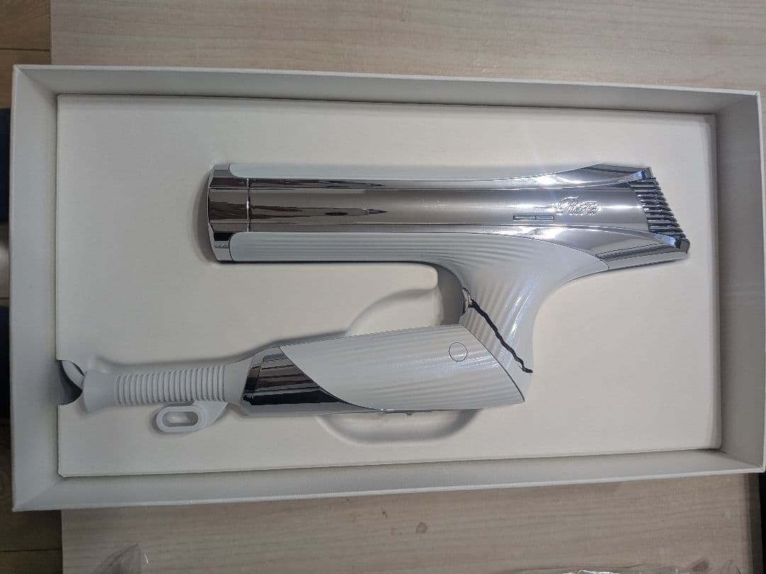 【2024年最新モデル】リファ ビューテック ドライヤー S+（ジャンク品）