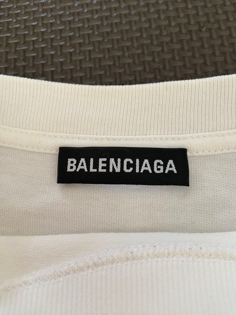 Balenciaga ホワイト Tシャツ　オーバーサイズ　期間限定出品
