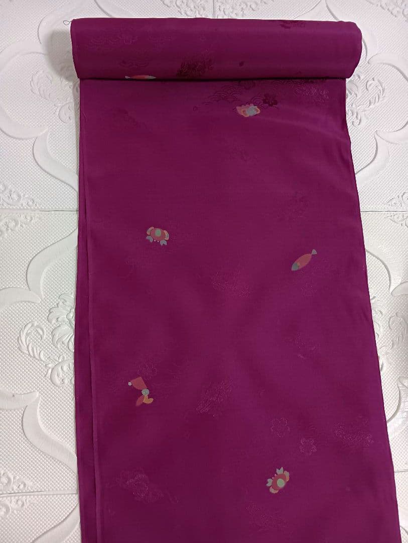 未使用　反物■御襦袢地　赤紫色　正絹　動物　花柄