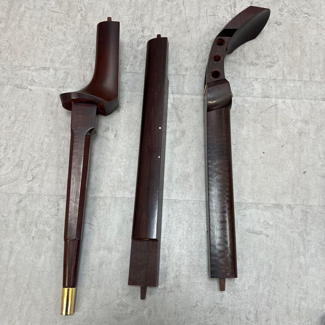 トチ多数　津軽三味線　子持ち綾杉胴　三つ折　紅木　金細　正寸　ジャンク　現状品