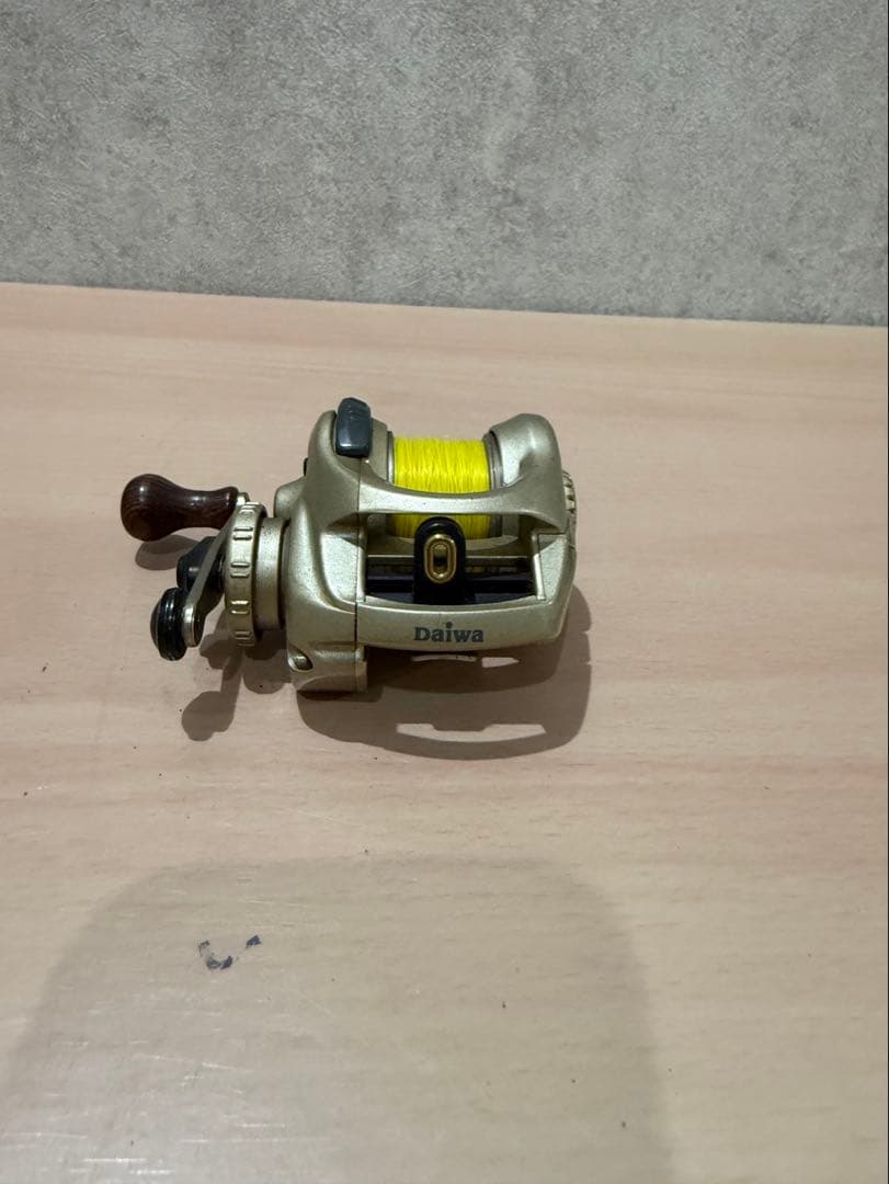 リール Daiwa tournament chinu jacker