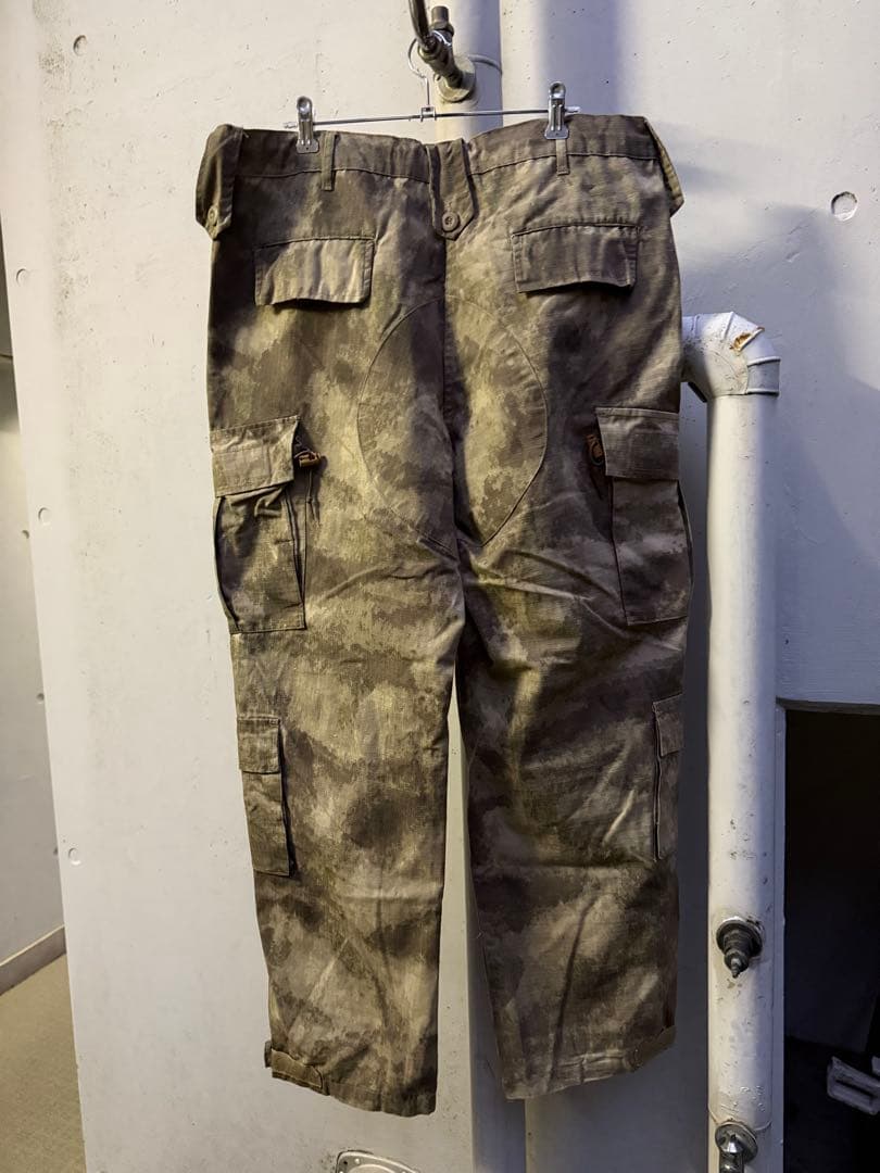 優里着用 古着 90s カモフラージュ　ミリタリー カーゴパンツ