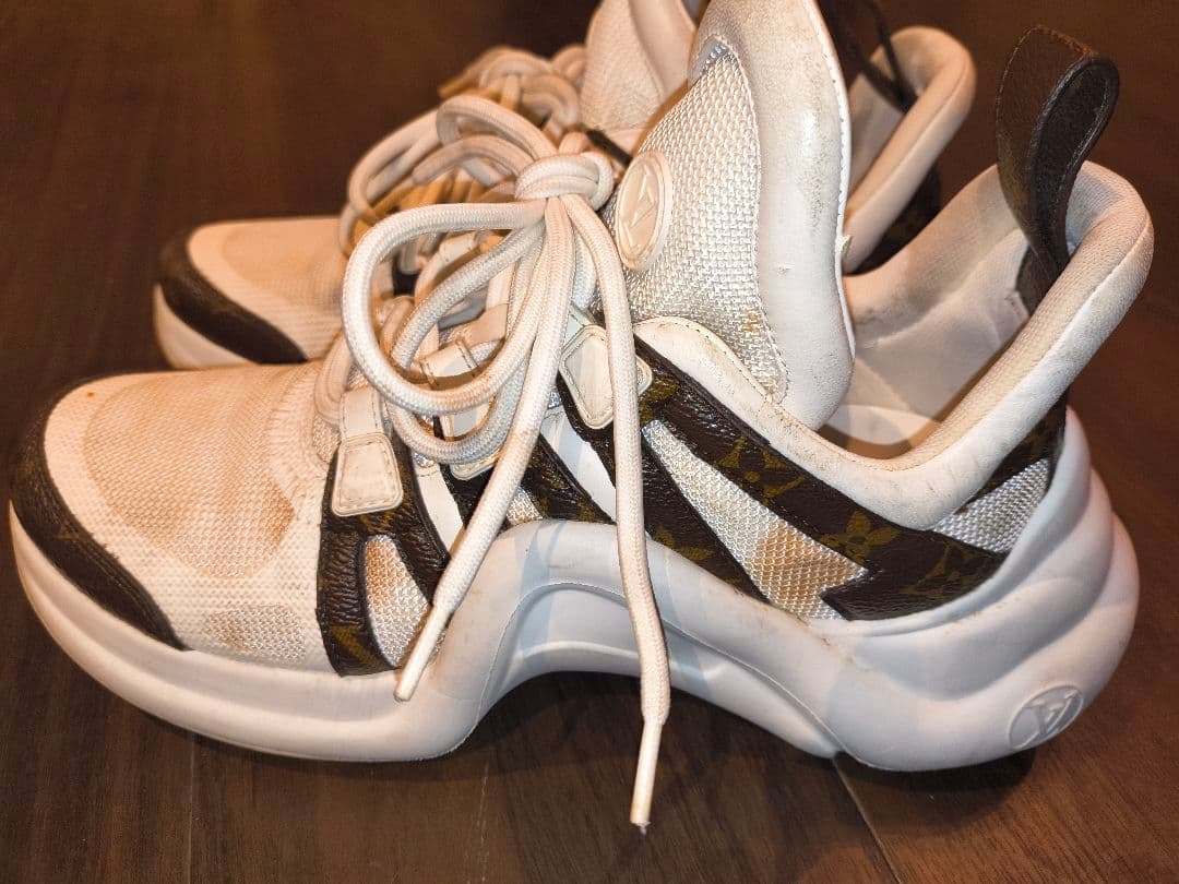 ヴィトン　アークライト　スニーカー　37ハーフ　レディース