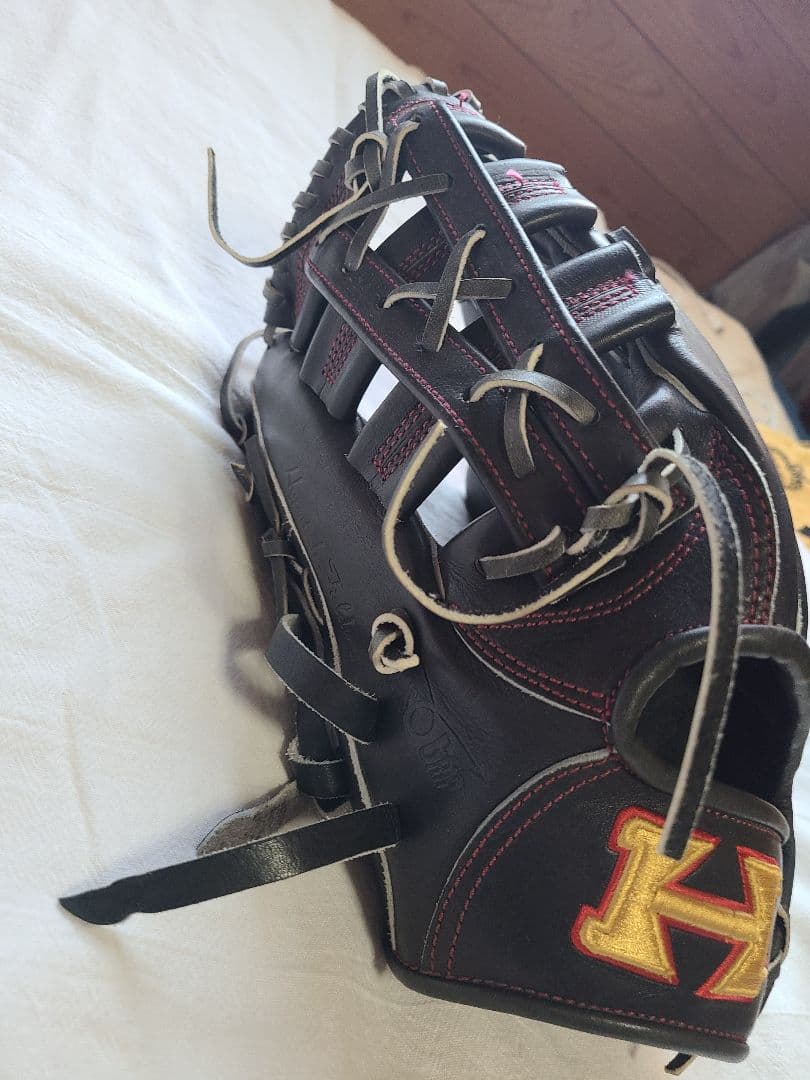 ハイゴールド　左利き硬式外野手グローブ　綺麗です