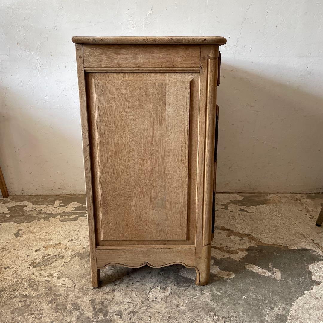 ビンテージ ドロワーコンソールキャビネット 剥離