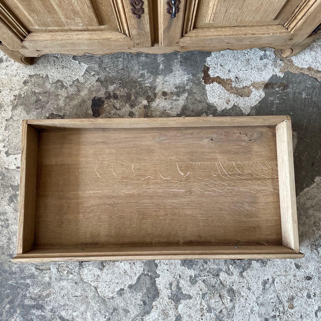 ビンテージ ドロワーコンソールキャビネット 剥離