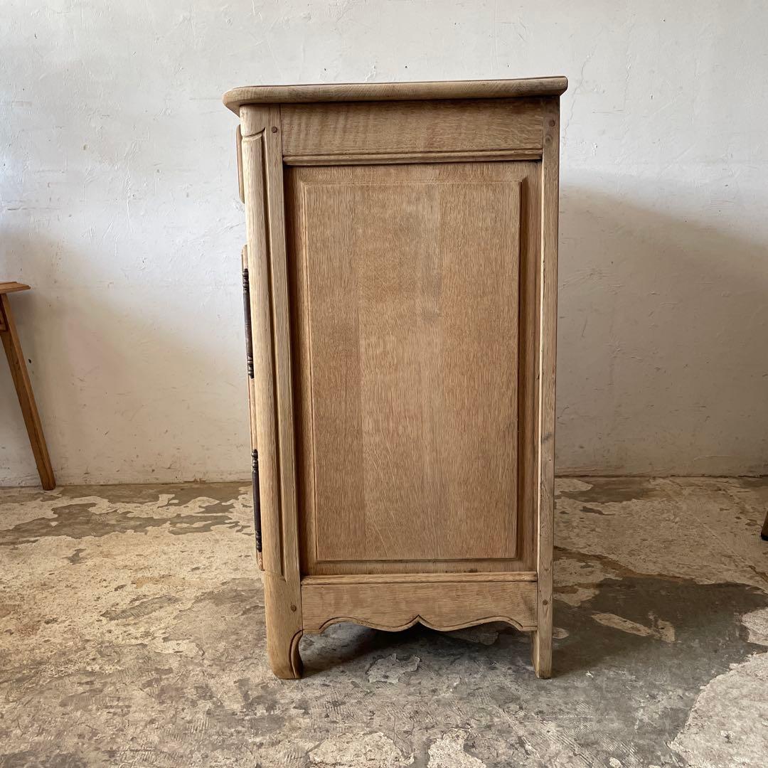 ビンテージ ドロワーコンソールキャビネット 剥離