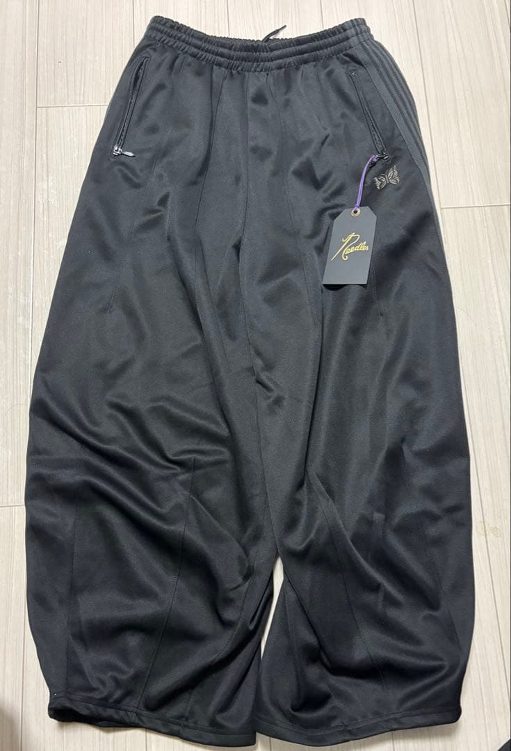 ニードルズ　ヒザデル