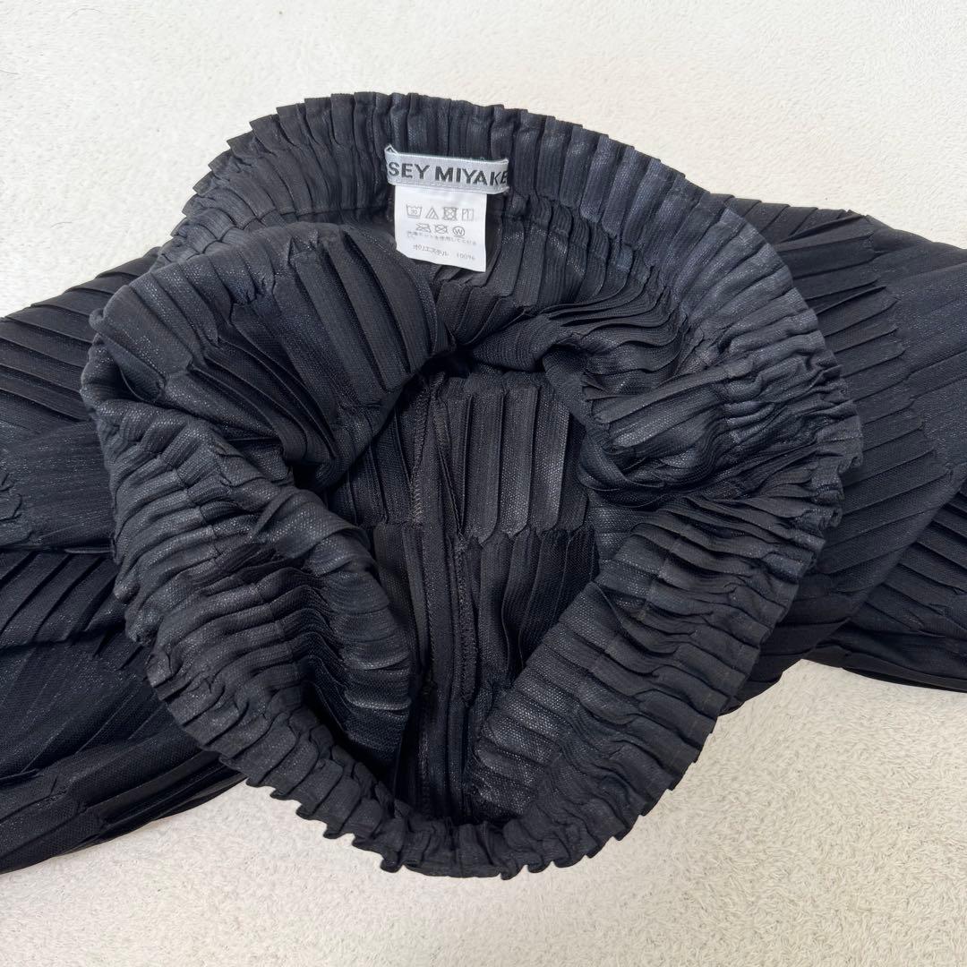 極美品✨ISSEY MIYAKE 銀タグ　プリーツ　ボトムス　ブラック