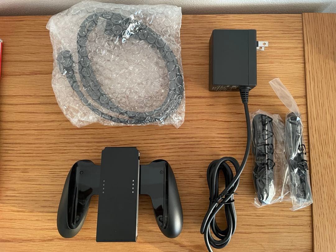 保証付き　Nintendo Switch グレー 本体 新品同様！