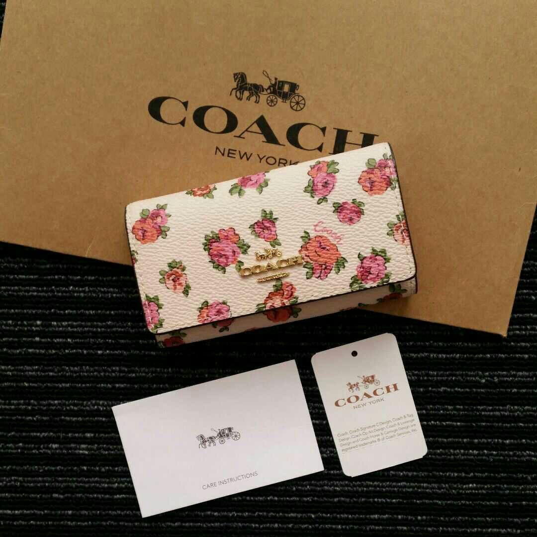 COACH キーケース F67667 新品 ホワイト×花柄 最新作 レディース