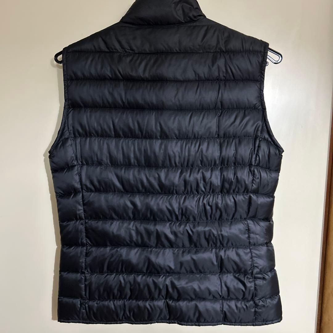モンクレール　ダウンベスト　０