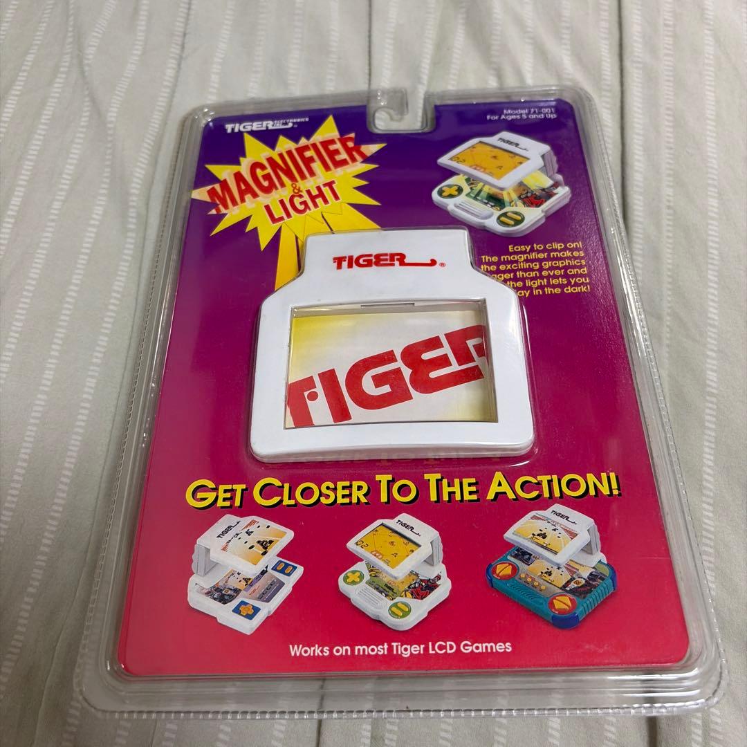 Tiger Electronics LCDゲーム　MAGNIFIER&LIGHT