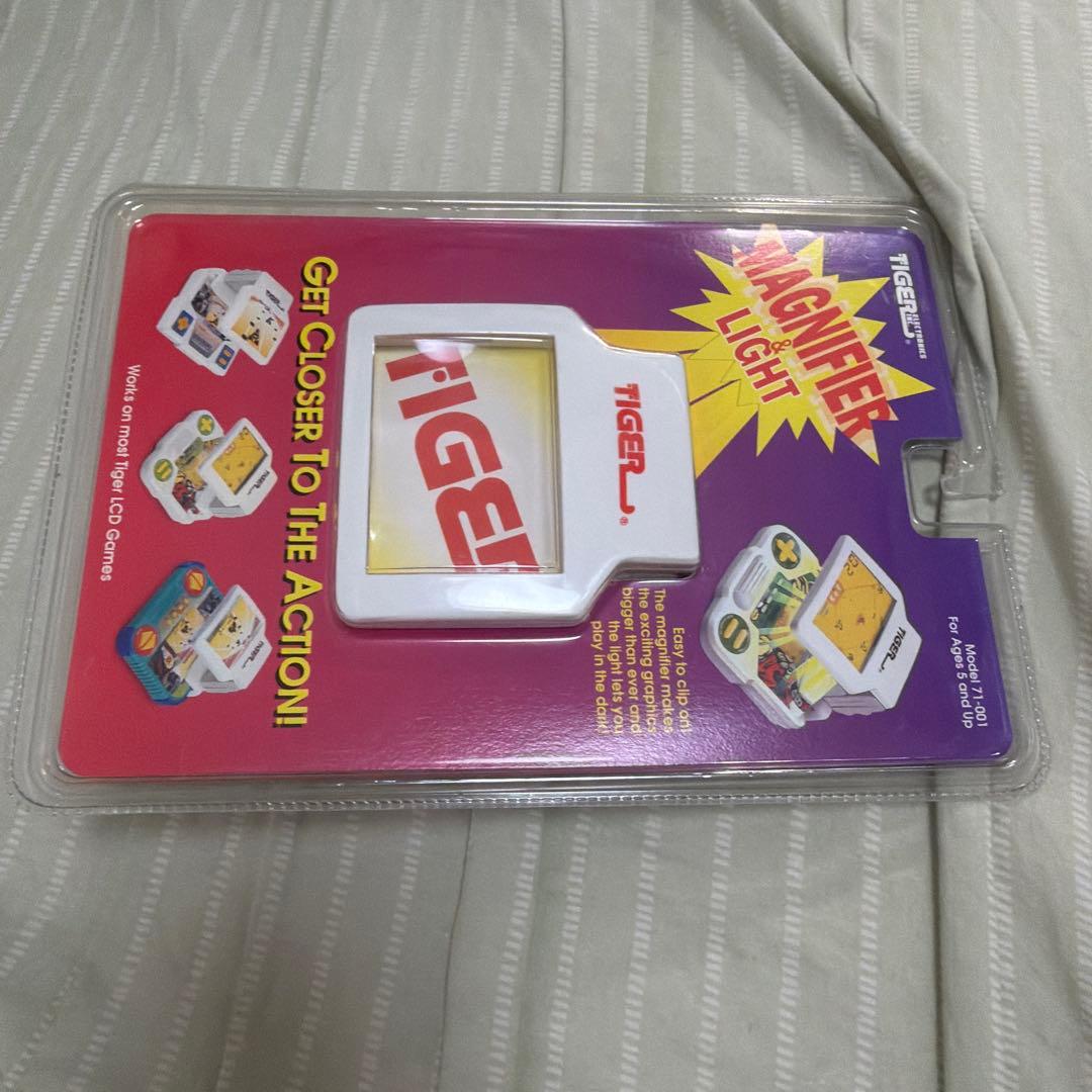 Tiger Electronics LCDゲーム　MAGNIFIER&LIGHT