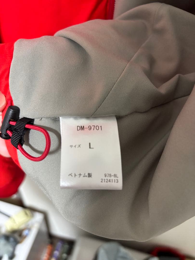 DESCENTE S.I.O CONCEPT レッドジャケット Lサイズ