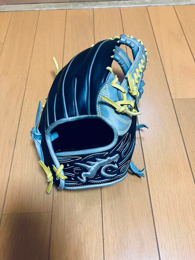 美品RYU軟式野球用グローブ