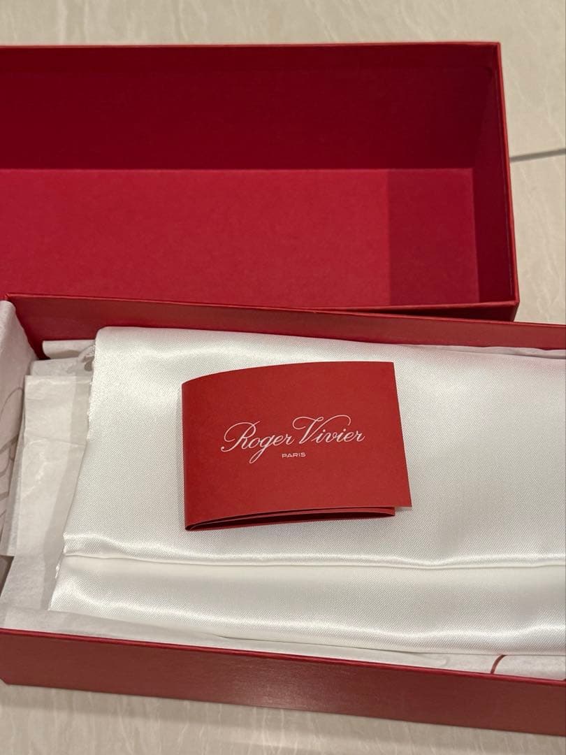 ロジェヴィヴィエ　ベルヴィヴィエ　エナメルレザー ブラック シューズ 37.5