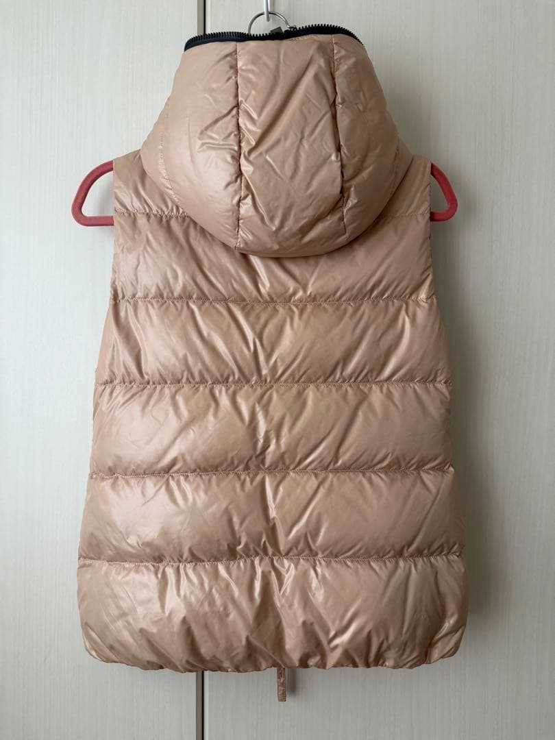 ☘️DUVETICA フード付きダウンベスト ベージュサイズ40
