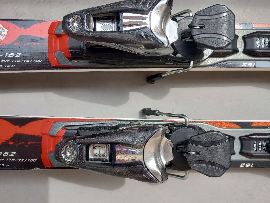 ロシニョールデモγ　ROSSIGNOL DEMOγ 162cm R15