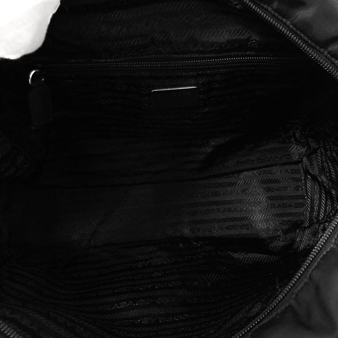 極美品　PRADA プラダ　トートバッグ　ナイロン　ハンドバッグ　鍵　南京錠　黒