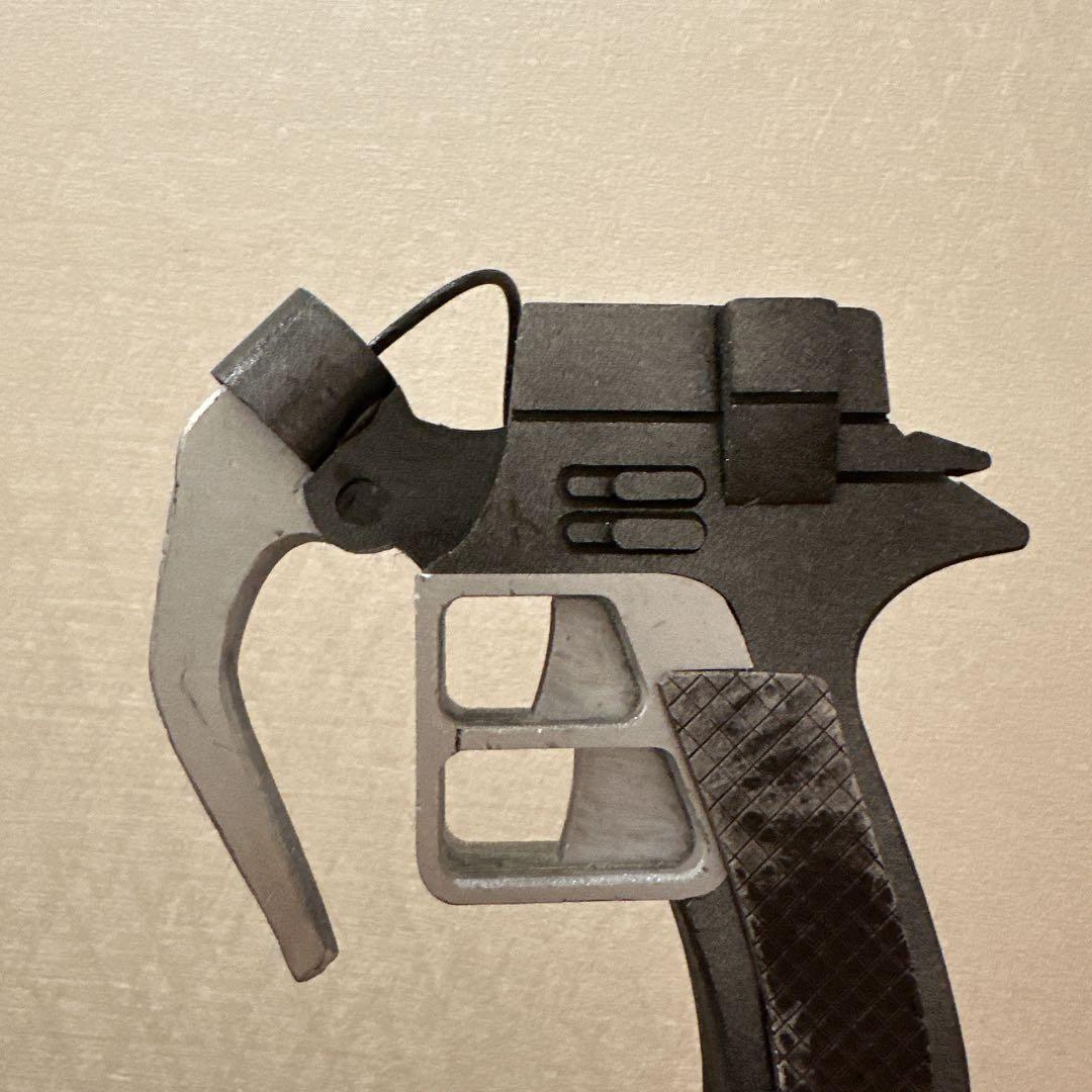 進撃の巨人　雷槍　コスプレ　武器　写真数枚あり