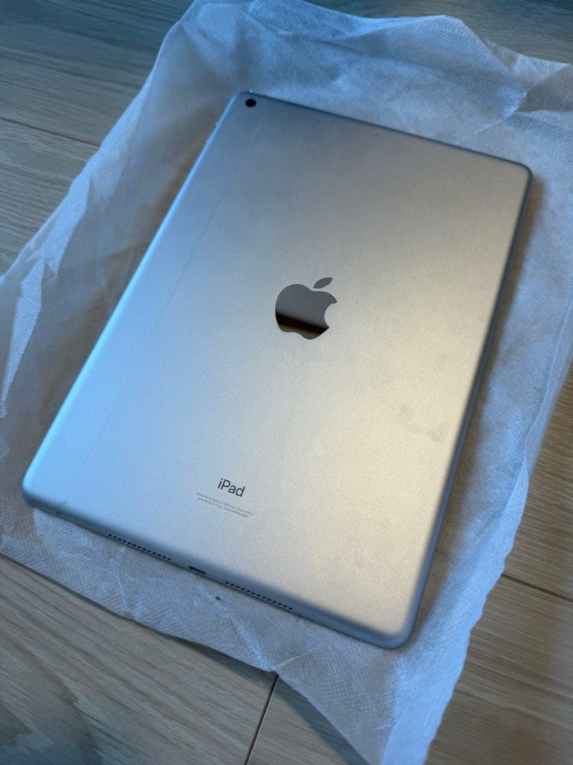 iPad 本体 第9世代　カバーとペンのセット