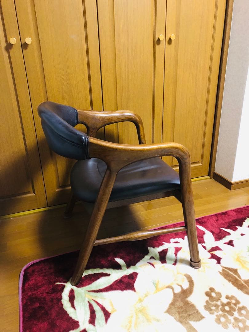 池田木工　本革　木製フレーム アームチェア 黒　①