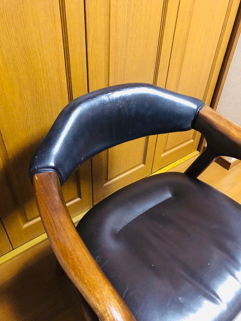 池田木工　本革　木製フレーム アームチェア 黒　①
