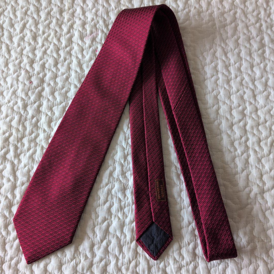 ★美品★HERMES　エルメス　ネクタイ　レッド　波模様　ビジネス　シルク