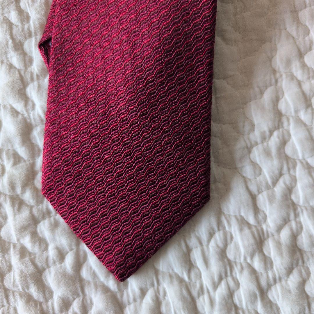 ★美品★HERMES　エルメス　ネクタイ　レッド　波模様　ビジネス　シルク