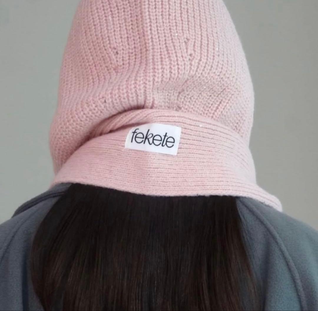 【fekete】ラメフーディーマフラー ピンク