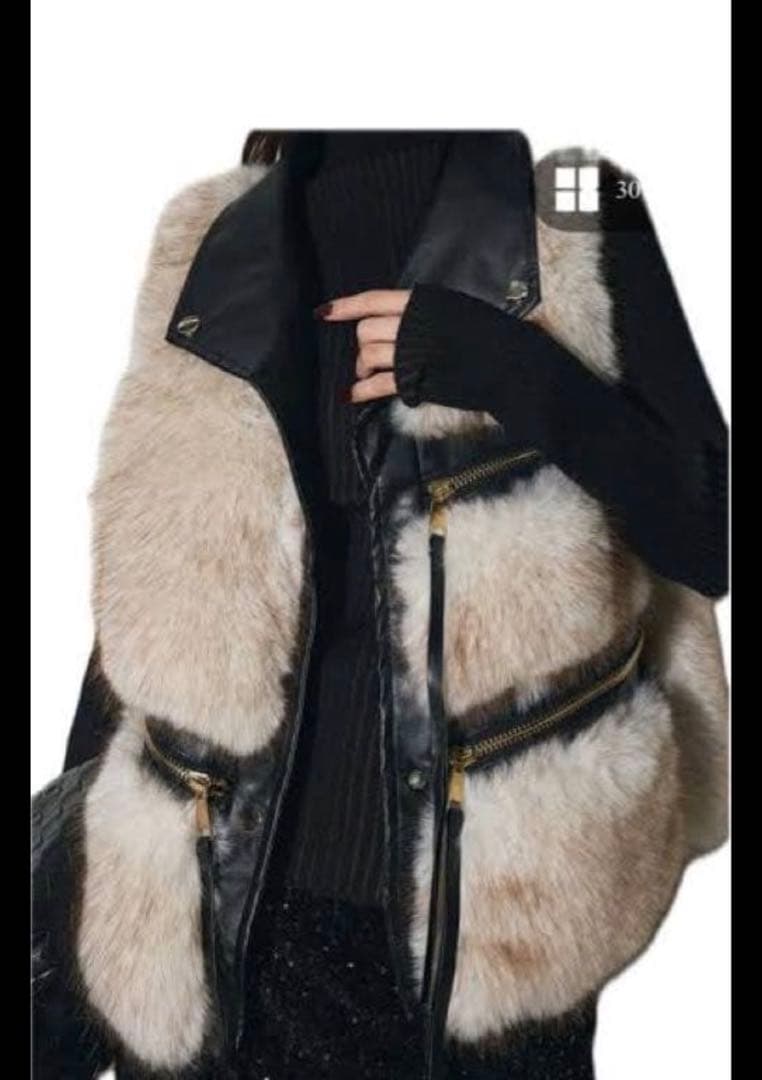 ANDREA&Co. フェイクファーライダースベスト