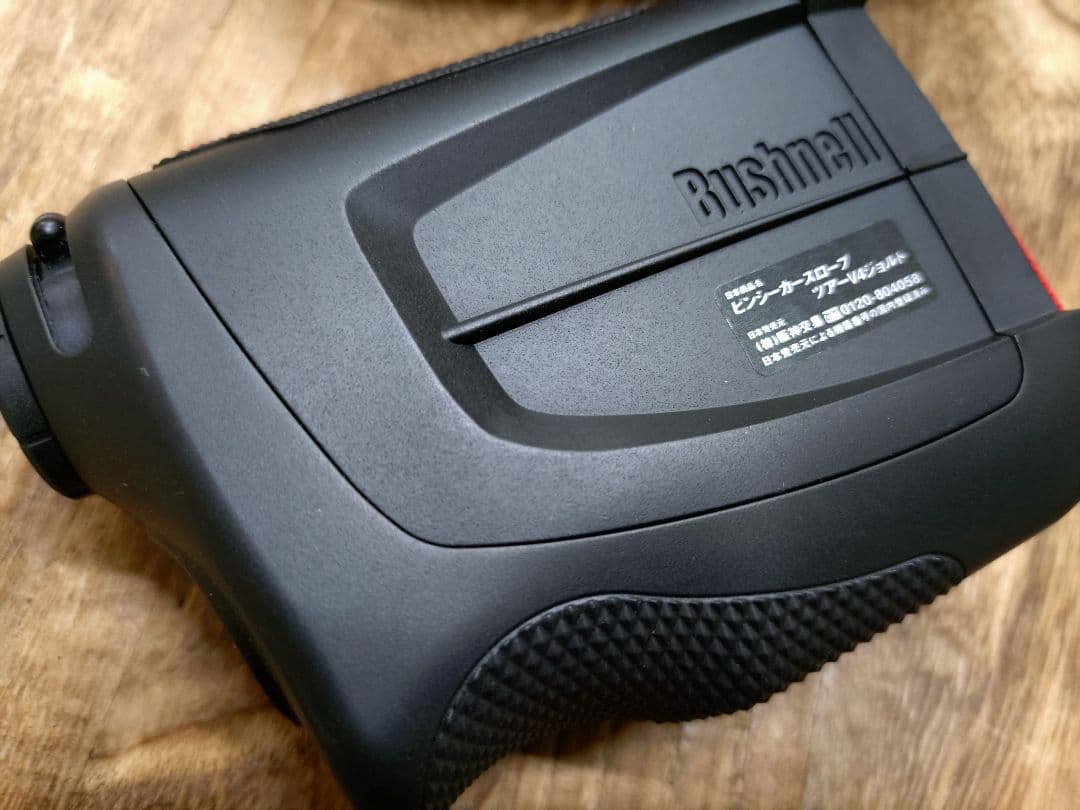 Bushnell Tour V4 ゴルフ用距離計