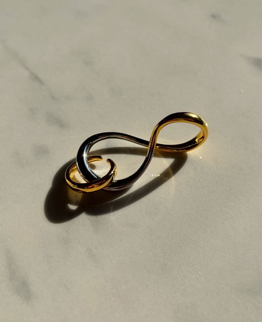 〈Soierie〉Connect eight loop ring