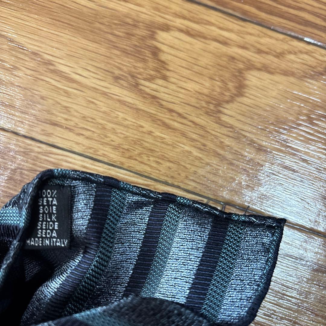 Atto Vannucci/セッテピエゲ /ダークブルー ストライプネクタイ