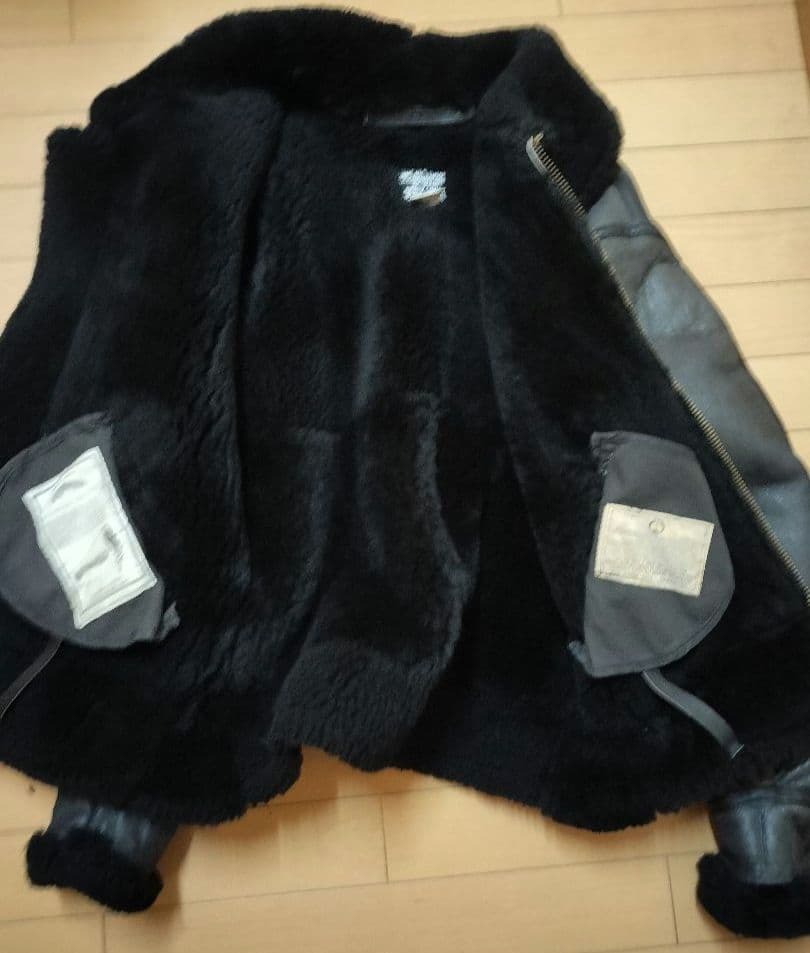 【良品】AVIREX B-3 ブラック アヴィレックス