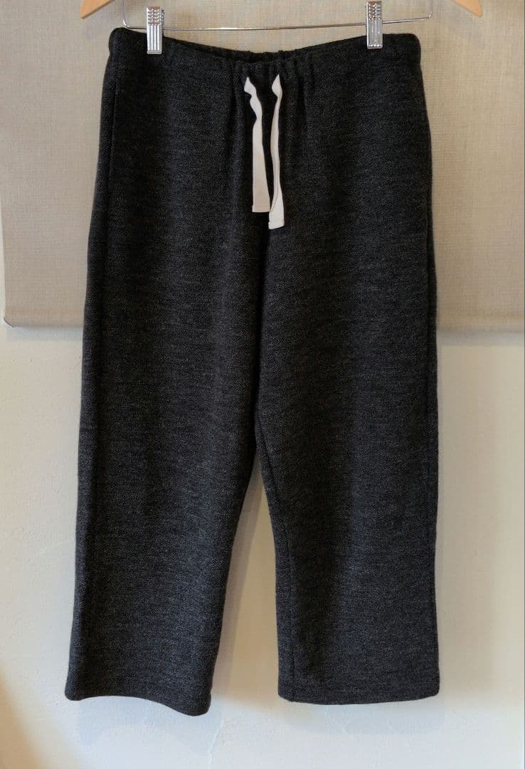 【美品】Gauze# (g) グラム　ウールアンクルパンツ　グレー