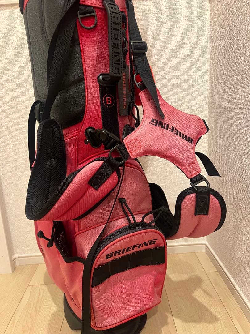 BRIEFING キャディバッグ 赤　ホリデー　ブリーフィング