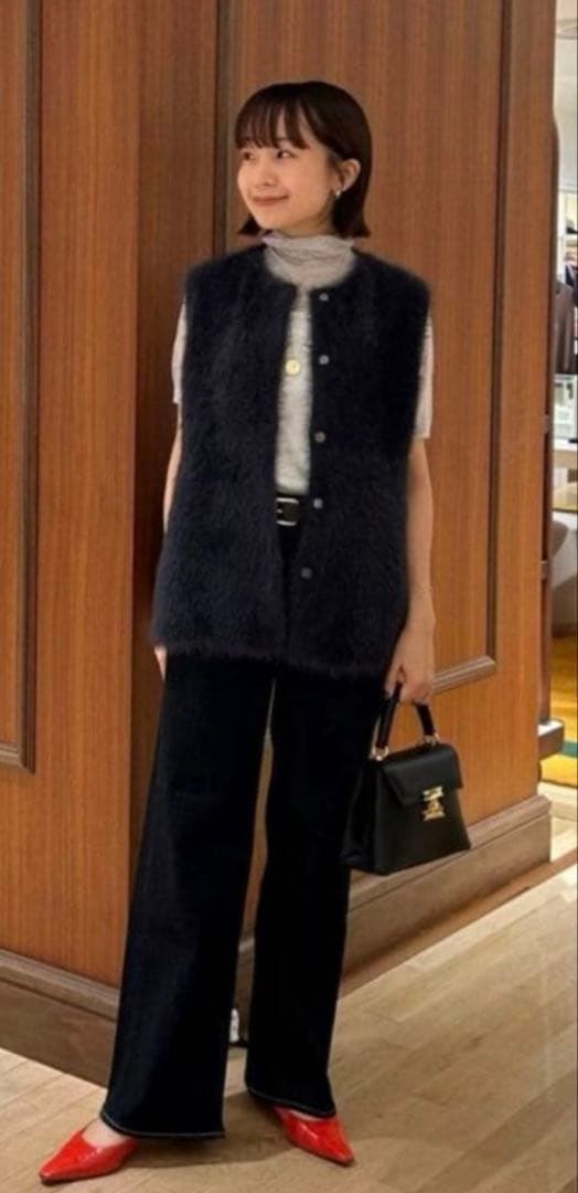 【3983】完売品 Ballsey フェザーヤーンぺプラムベスト S