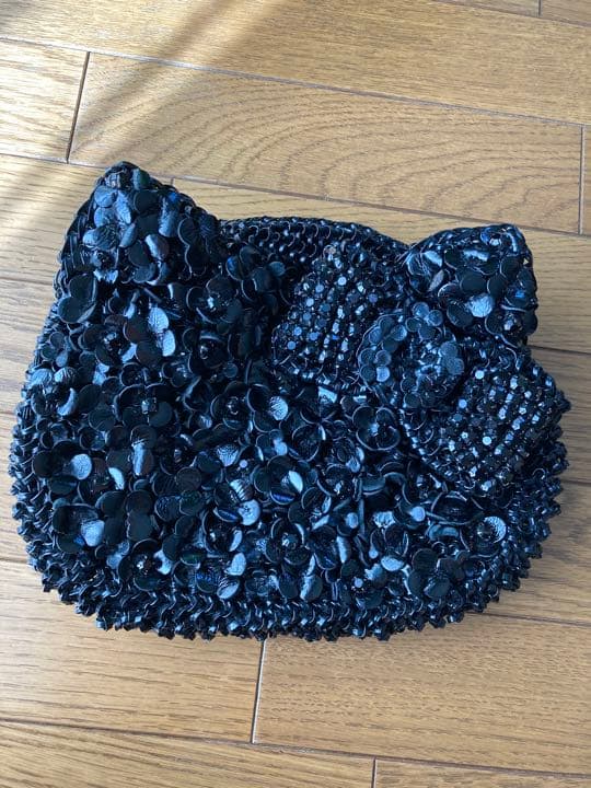 アンテプリマ　キティ　クラッチバッグ