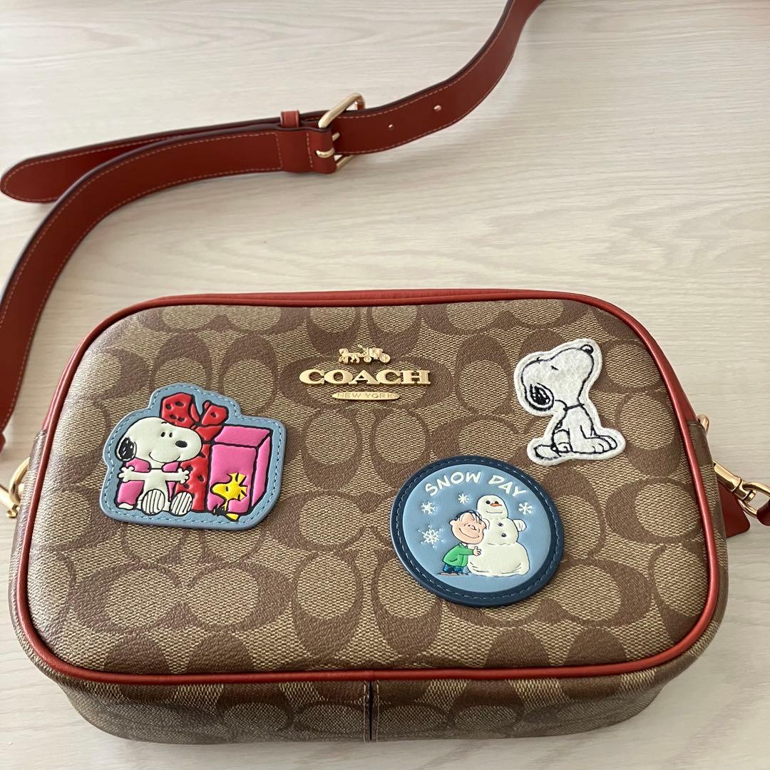 最終価格　美品　COACH コーチ スヌーピーシグネチャー カメラバッグ