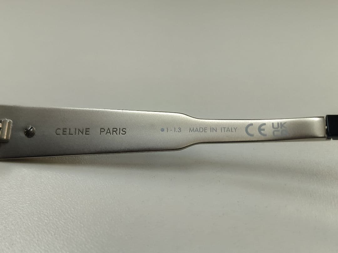 CELINE PARIS メタルフレーム グレーオーバルサングラス